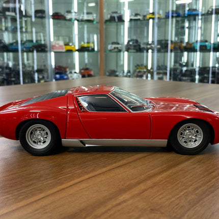 AutoArt Lamborghini Miura SV Red 1:18 Diecast Model Car - collectible scale model car