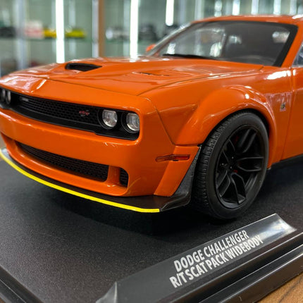 Solido 1:18 Diecast Dodge Challenger R/T Scat Pack Wide Body Hazzard Tribute 2023 Orange - detailed die-cast style model