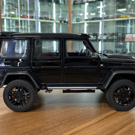 GT Spirit 1:18 Resin Mercedes-Benz Brabus 500 4x4 Black Collector Edition - collector edition scale model