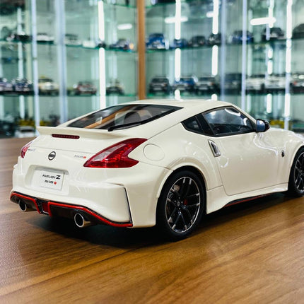 GT Spirit Nissan Fairlady 370Z Nismo 1/18 Resin Model White - fine detailed model replica