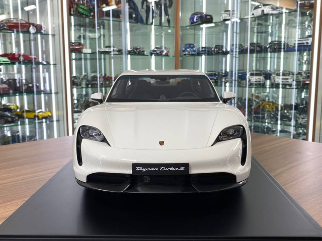1/8 Resin MINICHAMPS Porsche Taycan Turbo S 2020 Pearl White - studio product photo of the scale model