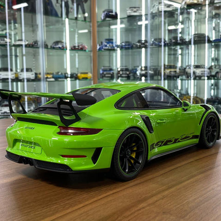 GT Spirit 1:12 Porsche 911 (991.2) GT3 RS Resin Model Lizard Green - fine detailed model replica