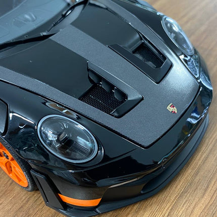 Minichamps Porsche 911 (992) GT3 RS Weissach Paket 1:18 Diecast Model Black - collector edition scale model
