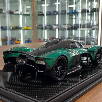 FrontiArt 1:18 Aston Martin Valkyrie British Green Resin Model - fine detailed model replica