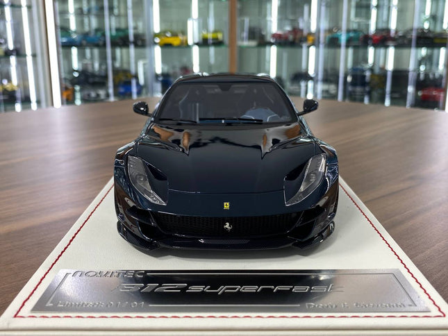 Davis and Giovanni Ferrari 812 Superfast 1:18 Resin Model Chameleon Limited - studio product photo of the scale model