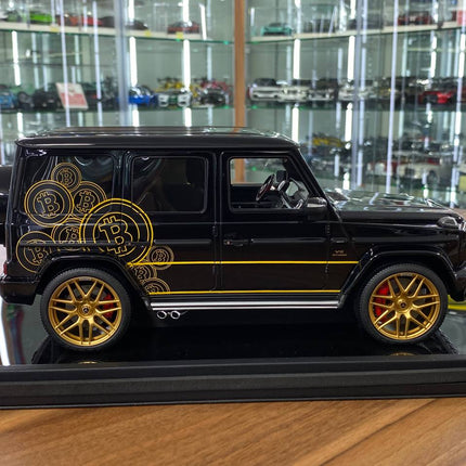 MotorHelix 1:18 Resin Mercedes-Benz AMG G63 Bitcoin Black - collectible scale model car