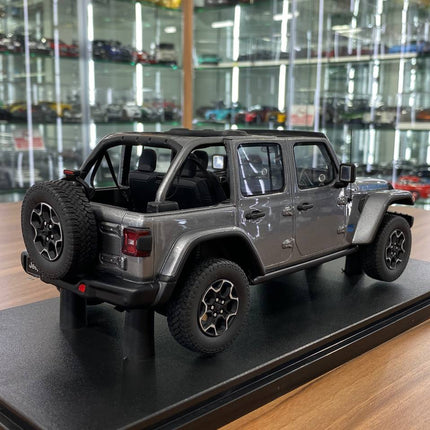 GT Spirit 1:18 Jeep Wrangler 4xe 2022 Silver Metallic Resin Model - fine detailed model replica