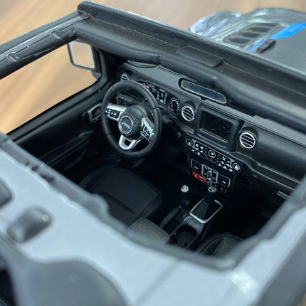 GT Spirit 1:18 Jeep Wrangler 4xe 2022 Silver Metallic Resin Model - showroom-quality model replica
