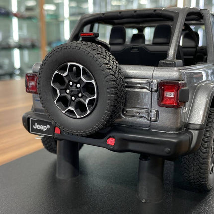 GT Spirit 1:18 Jeep Wrangler 4xe 2022 Silver Metallic Resin Model - collector edition scale model
