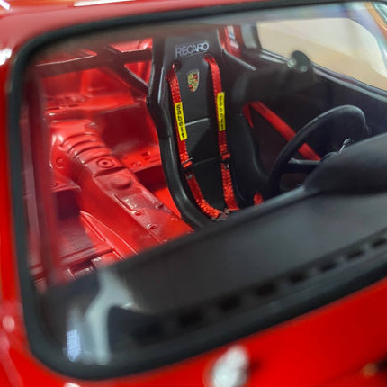 1/18 Resin GT Spirit Porsche 911 (993) 3.8 RSR 1996 - Red Limited Edition - collector edition scale model