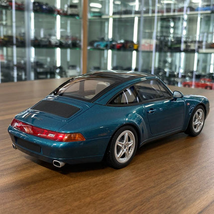 GT Spirit Porsche 911 993 Targa 1995 1:18 Resin Model Turquoise Blue - studio product photo of the scale model