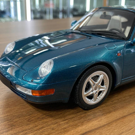 GT Spirit Porsche 911 993 Targa 1995 1:18 Resin Model Turquoise Blue - detailed die-cast style model