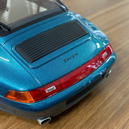 GT Spirit Porsche 911 993 Targa 1995 1:18 Resin Model Turquoise Blue - premium collector scale model