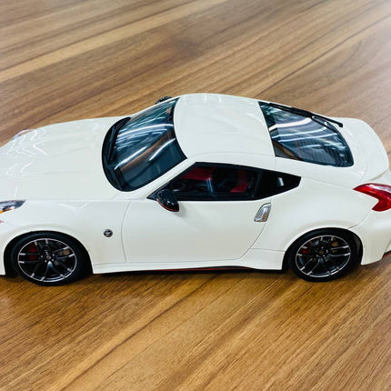 GT Spirit Nissan Fairlady 370Z Nismo 1/18 Resin Model White - scale model for display