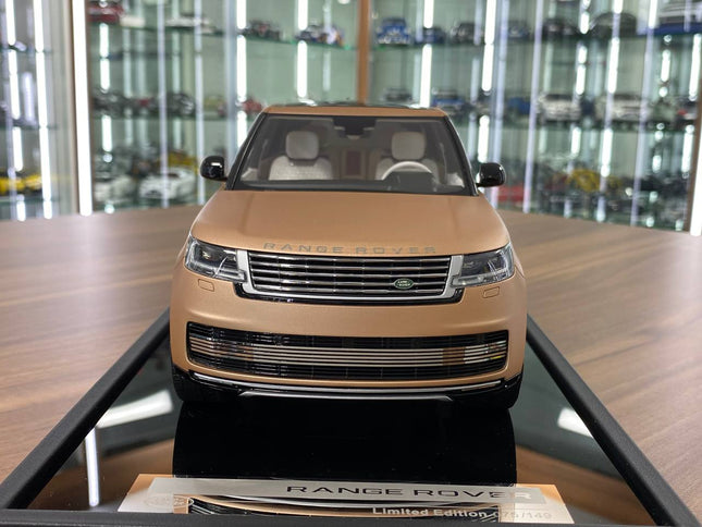MotorHelix 1:18 Resin Land Rover Range Rover Sunset Gold Matt - studio product photo of the scale model