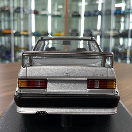 Minichamps 1:18 Mercedes-Benz 190E 2.5-16 EVO I 1989 Silver - premium collector scale model