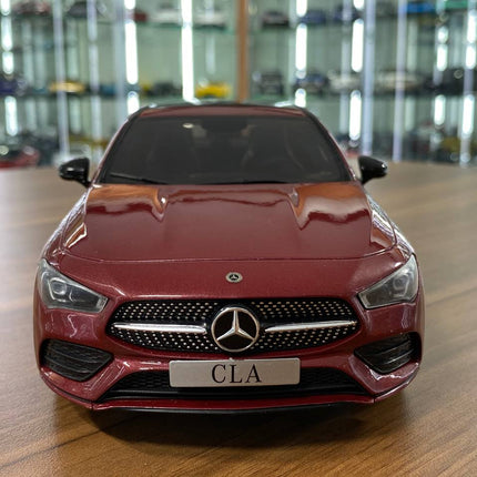 Solido 1/18 Mercedes-Benz CLA C118 AMG Line 2019 Rouge Patagonie Maroon Diecast - studio product photo of the scale model
