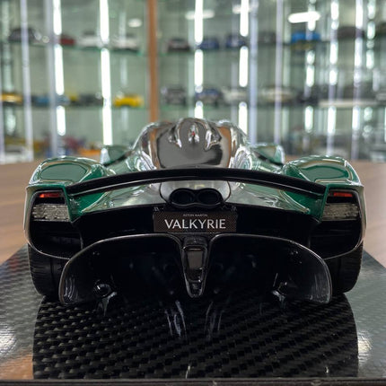 FrontiArt 1:18 Aston Martin Valkyrie British Green Resin Model - premium collector scale model