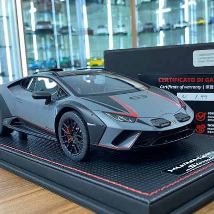 MR Collection 1/18 Lamborghini Huracan Sterrato Resin Model Grigio Vulcano - scale model for display