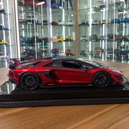 MR Collection 1/18 Lamborghini Aventador Roadster SVJ Red Italy Flag Resin Model - collectible scale model car