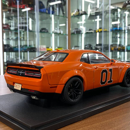 Solido 1:18 Diecast Dodge Challenger R/T Scat Pack Wide Body Hazzard Tribute 2023 Orange - fine detailed model replica