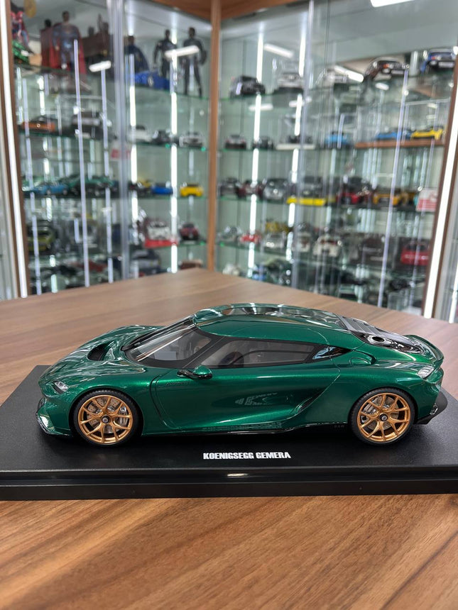 GT Spirit 1:18 Koenigsegg Gemera Resin Model Green - studio product photo of the scale model