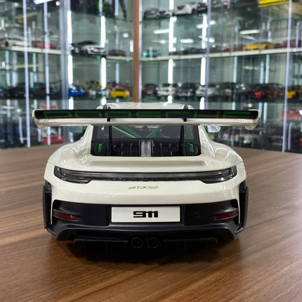 GT Spirit Porsche 911 (992) GT3 RS 1:12 Resin Model Car Off White - premium collector scale model