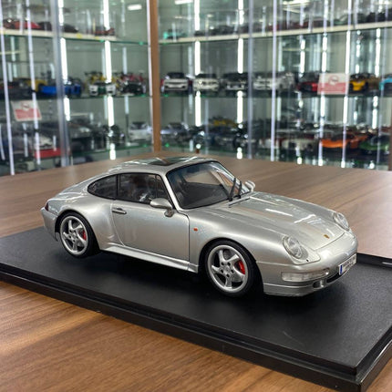 1:18 Porsche 911 (993) Carrera 4S 1995 Silver Diecast Model Car - detailed collector display model