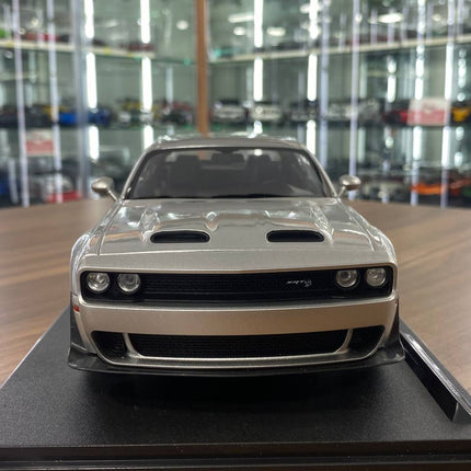 1/18 Diecast Solido Dodge Challenger SRT HellCat RedEye WIDE BODY Triple Nickel 2023 in Silver - studio product photo of the 