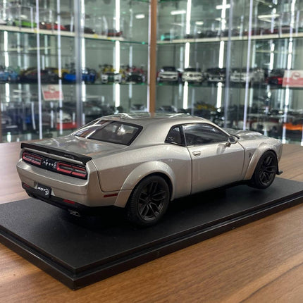 1/18 Diecast Solido Dodge Challenger SRT HellCat RedEye WIDE BODY Triple Nickel 2023 in Silver - fine detailed model replica