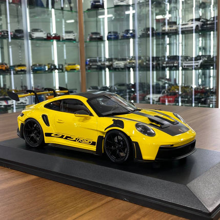 Minichamps Porsche 911 GT3 RS 2023 Weissach Paket 1:18 Diecast Model Yellow - detailed collector display model