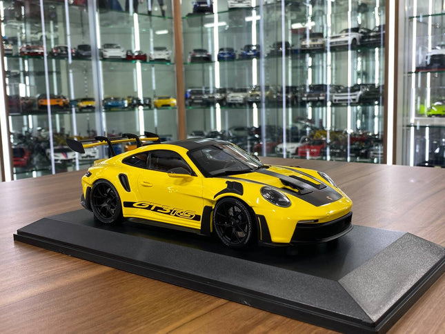 Minichamps Porsche 911 GT3 RS 2023 Weissach Paket 1:18 Diecast Model Yellow - detailed collector display model