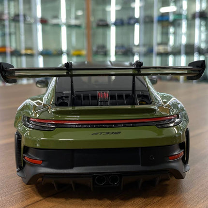 Minichamps Porsche 911 (992) GT3 RS 2024 Weissach Paket 1:18 Diecast Model NATO Olive - premium collector scale model