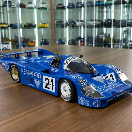 Solido Porsche 956LH-24H 1983 1/18 Diecast Model Car Blue - detailed collector display model