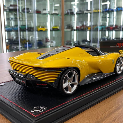MR Collection Models Ferrari Daytona SP3 2019 1:18 Giallo Modena Resin Model Car - fine detailed model replica