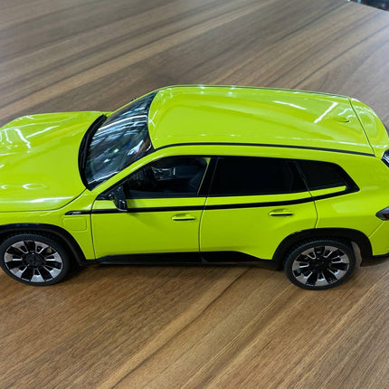 Minichamps 1/18 BMW XM 2023 Diecast Model Yellow - scale model for display