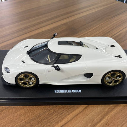 GT Spirit Koenigsegg CC850 1:18 White Resin Model Car Limited Edition - scale model for display