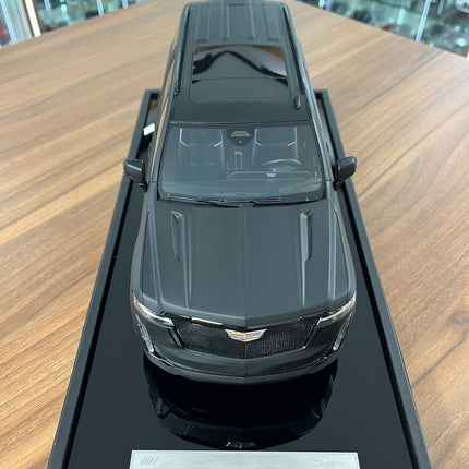 MotorHelix 1:18 Cadillac Escalade Resin Model Matte Black - scale model for display