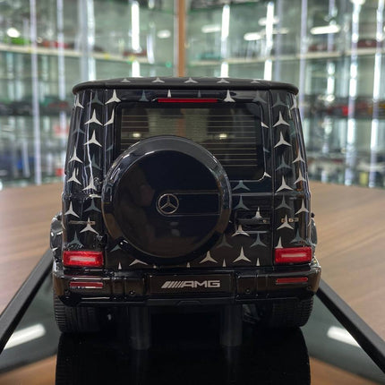 MotorHelix Mercedes-Benz G63 AMG 2019 1/18 Resin Model Silver Black - detailed die-cast style model
