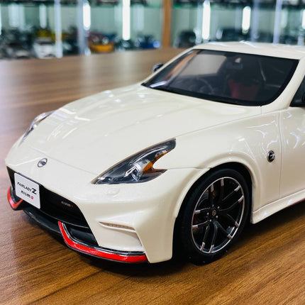 GT Spirit Nissan Fairlady 370Z Nismo 1/18 Resin Model White - detailed die-cast style model