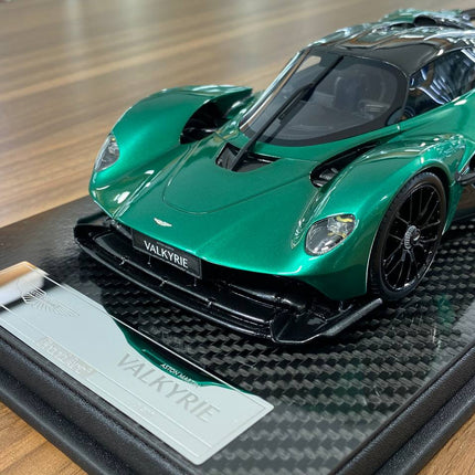 FrontiArt 1:18 Aston Martin Valkyrie British Green Resin Model - detailed die-cast style model