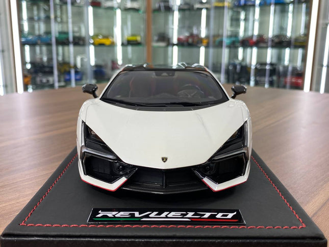 MR Collection 1/18 Lamborghini Revuelto Bianco Siderale Resin Model - studio product photo of the scale model