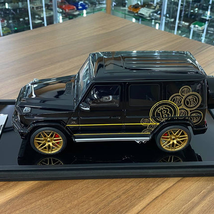 MotorHelix 1:18 Resin Mercedes-Benz AMG G63 Bitcoin Black - scale model for display