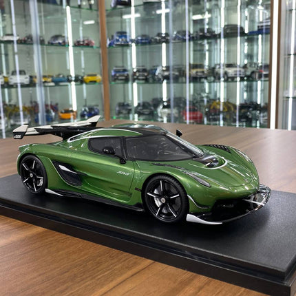 GT Spirit 1:18 Koenigsegg Jesko Attack Plus Green Resin Model - detailed collector display model
