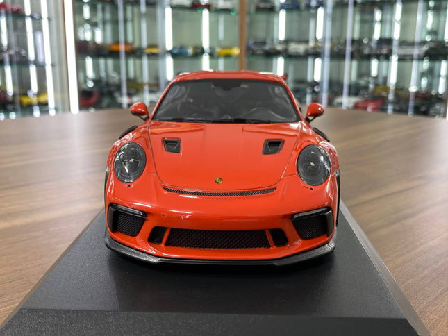 Minichamps Porsche 911 GT3 RS 2019 1:18 Orange Silver Diecast Model - studio product photo of the scale model