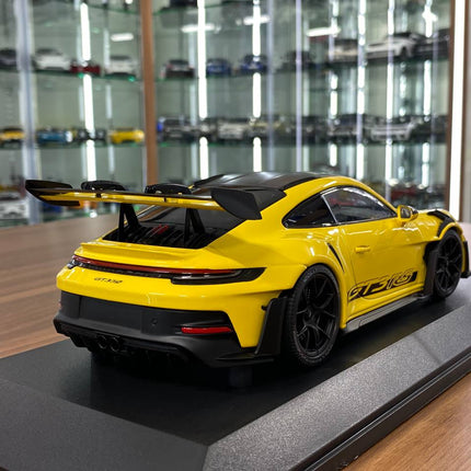 Minichamps Porsche 911 GT3 RS 2023 Weissach Paket 1:18 Diecast Model Yellow - fine detailed model replica