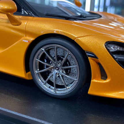 1/18 Resin Model – GT Spirit McLaren 750S Spider Orange Limited Edition - collector edition scale model
