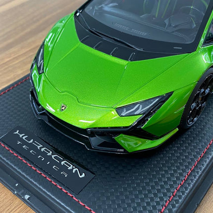 MR Collection 1:18 Lamborghini Huracan Tecnica Green Resin Model - detailed die-cast style model
