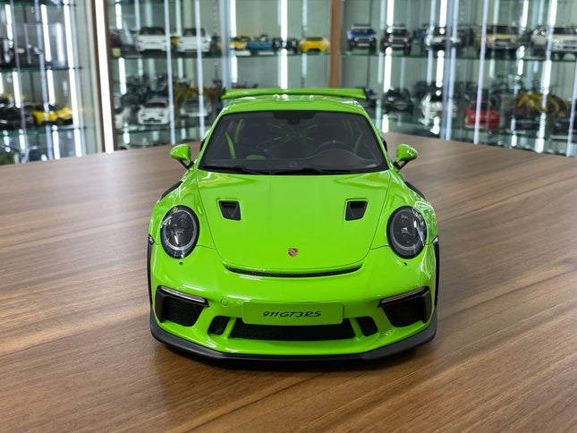 GT Spirit 1:12 Porsche 911 (991.2) GT3 RS Resin Model Lizard Green - studio product photo of the scale model