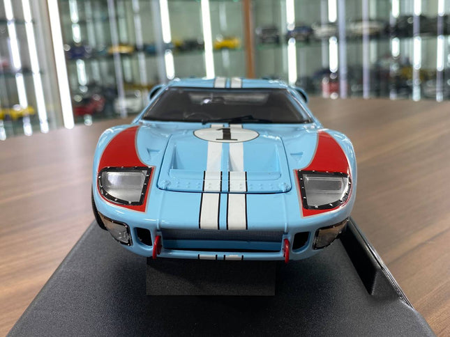 Shelby Collectibles Ford GT 40 MKII Gulf #1 1966 1:18 Diecast Model Car Gulf Edition - studio product photo of the scale mode